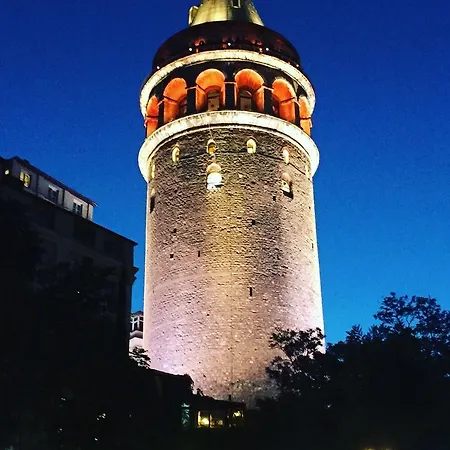 Arinç Otel 2*